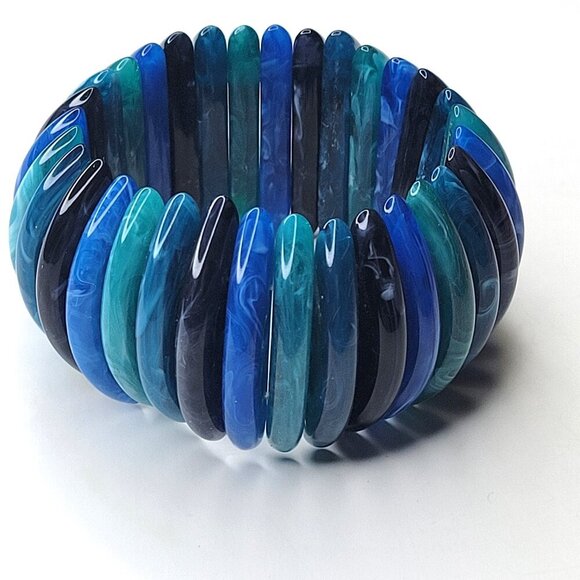 Aqua Blue Stretch Bracelet - Picture 4 of 11